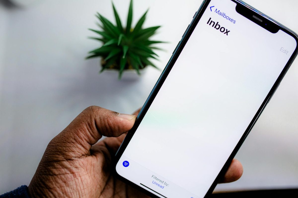 WhatsApp Tests 'Plus' Subscription Adding Stickers and More for a Few Bucks a Month