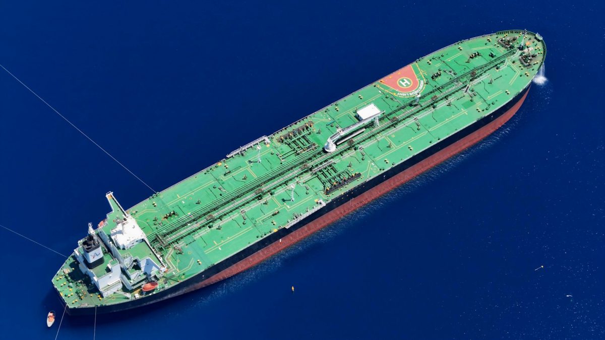 Russian Strikes Kill 10 in Ukraine as Zelensky Claims Drones Hit Russian Oil Tankers