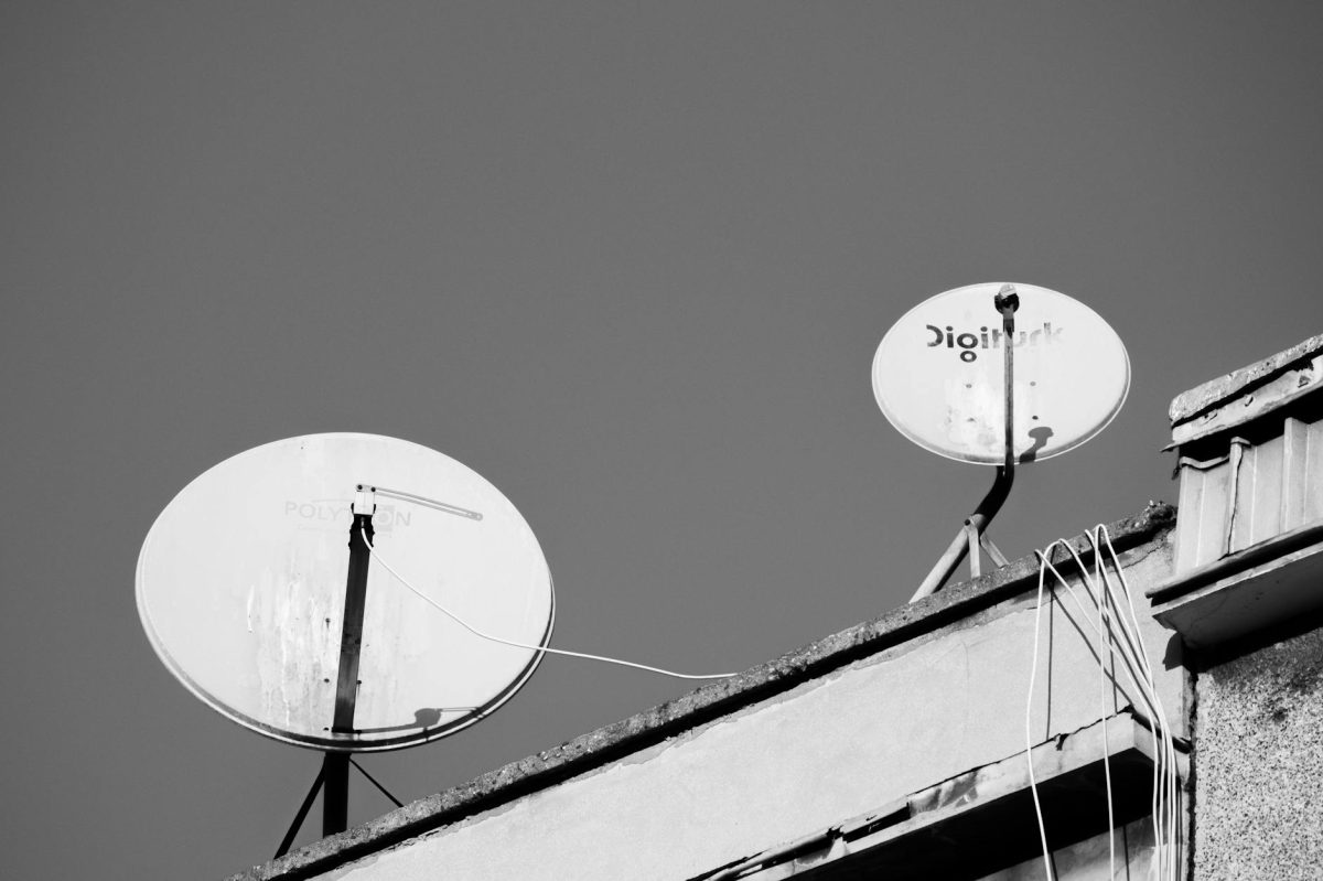 Signal: Starlink Tech Smuggling into Iran Is a Warning Sign for Internet Freedom