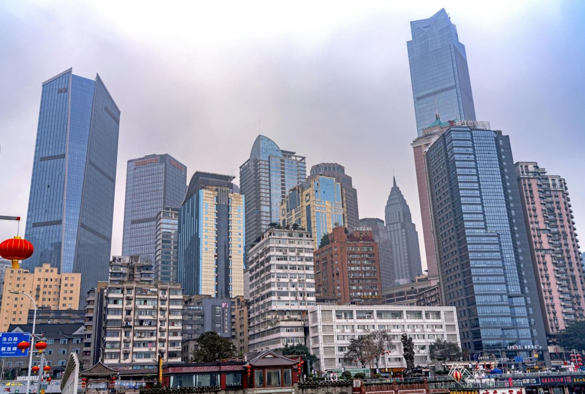 Singapore Wealth-Tech Firms Opt for Hong Kong as First Overseas Market