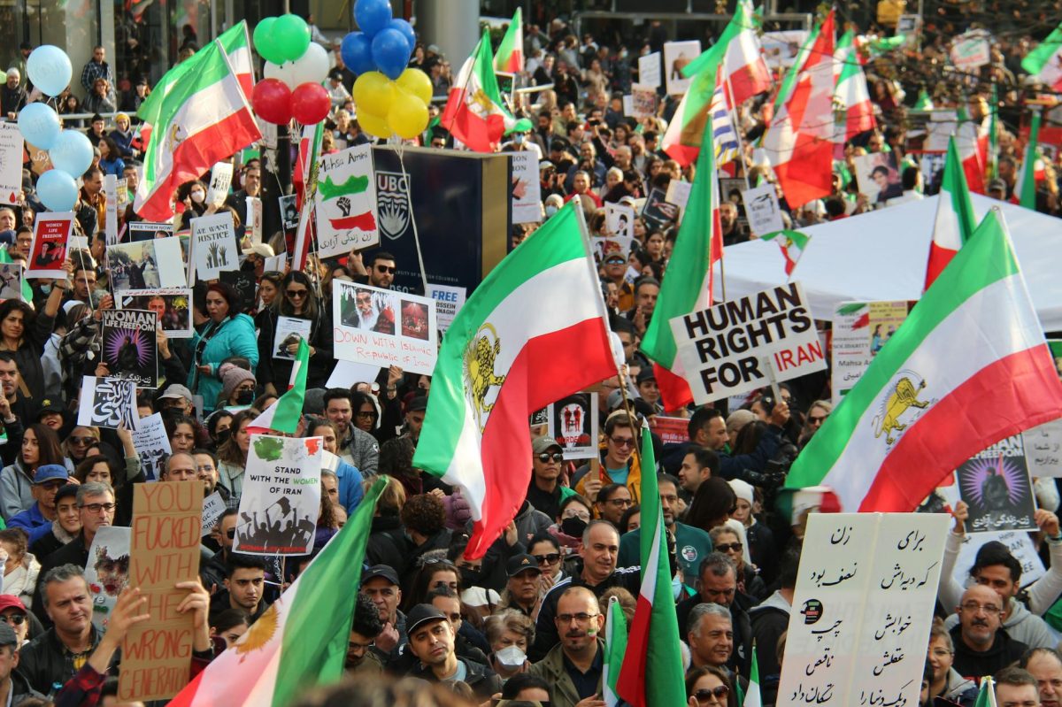 Iran Demands Sovereignty over Hormuz in Counterproposal to US, Israel