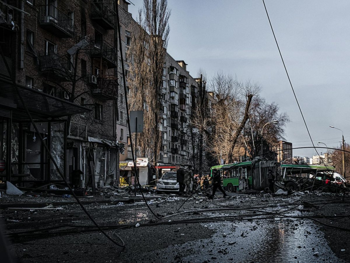 Four Dead and Dozens Injured in Wave of Russian Strikes on Kyiv