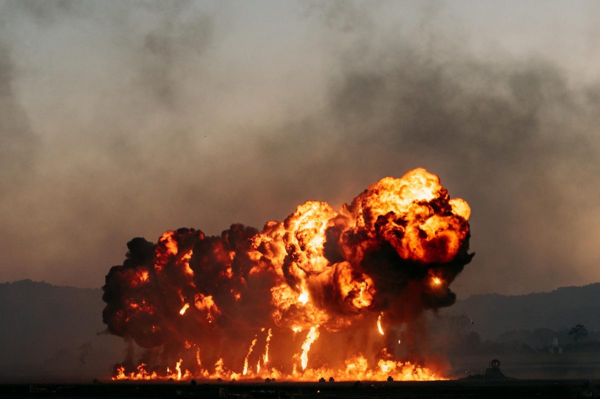 Blue Origin's New Glenn Rocket Explodes During Launch Test in West Texas