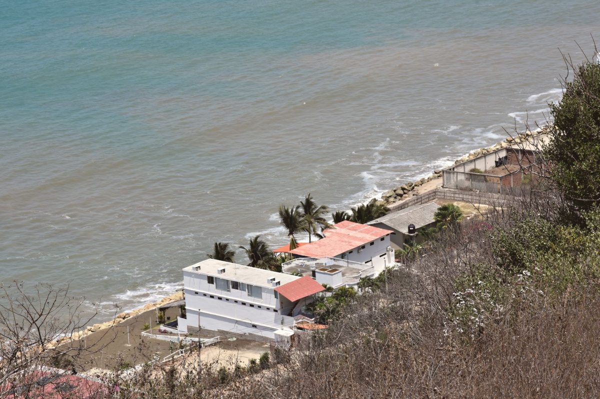 7.8 Magnitude Quake Hits Southern Philippines, Tsunami Risk for Some Coasts