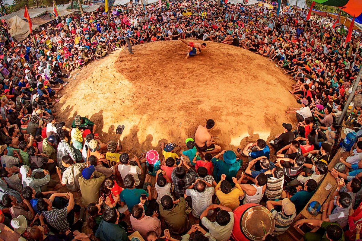 Sumo Tournament Returns to Paris After 30-Year Absence