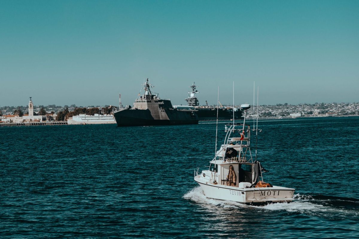 Hormuz Vessels Still Need IRGC Navy Coordination, Iranian State TV Confirms