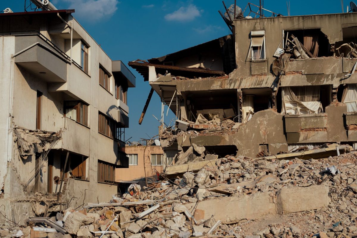 32 Dead, Dozens Injured as Powerful Quakes Hit Venezuela's Capital, Collapsing Buildings