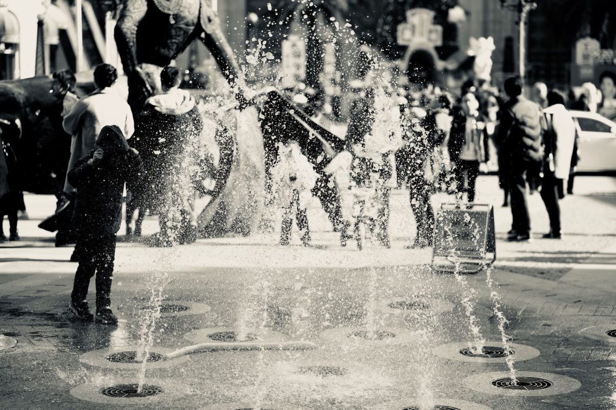 Berlin Police Deploy Water Cannons to Fight Extreme Heat in Germany's Capital