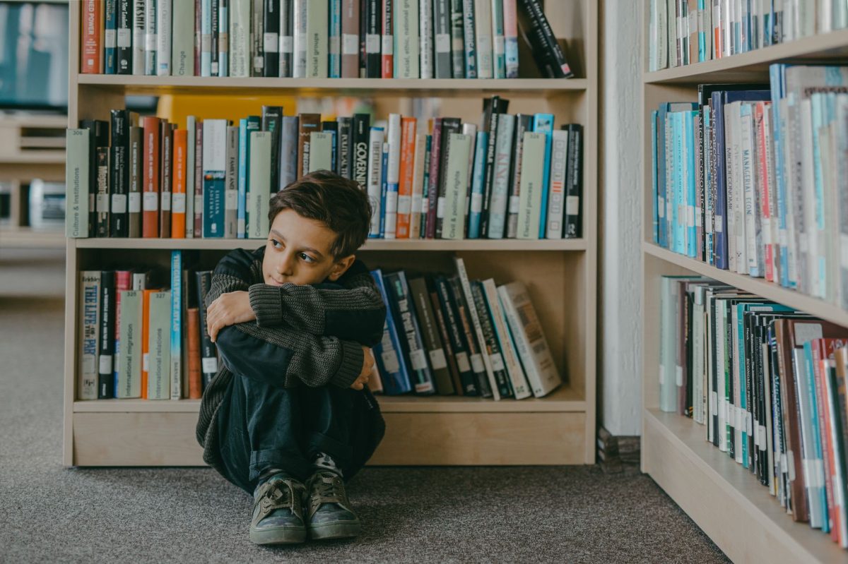 Eight Officials Suspended in J&K Over 'Anti-National' School Library Books