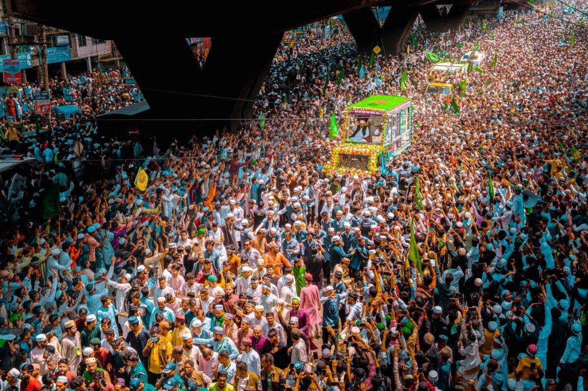 Emergency Medical Treatment Routed 49,000 People During Khamenei Funeral Procession in Tehran