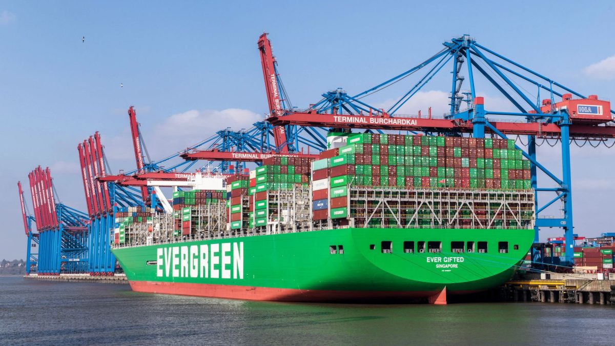 Lawsuit Presses Port of Rotterdam to Transition to Greener Energy Sources