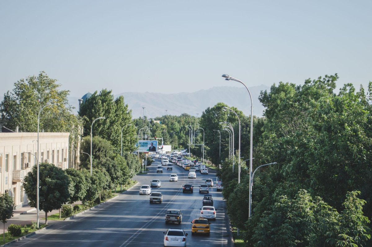 US Carries Out Strikes on Civilian Infrastructure in Bandar Abbas, Iran