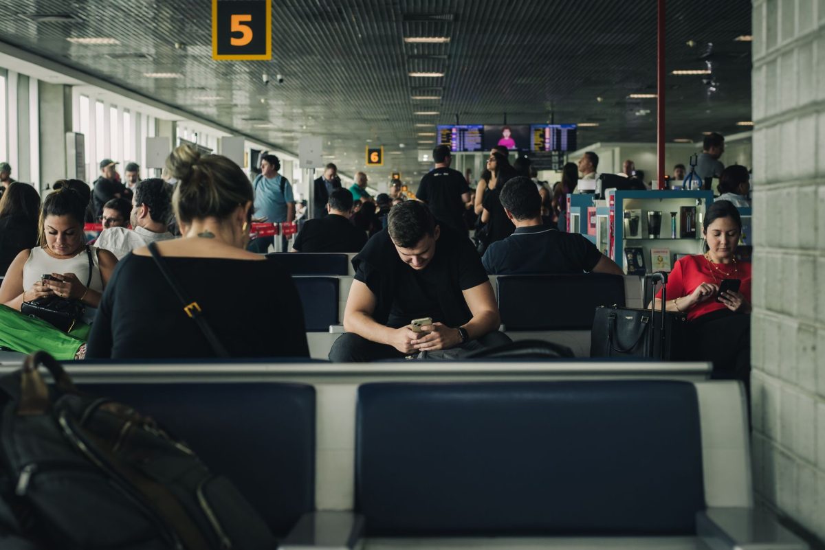 Ryanair Warns of Extended Waits at EU Border Amid New System Rollout