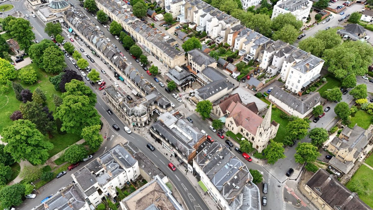 Mortgage Rates Hit 6.66%: A Year's High Amid Global Uncertainty