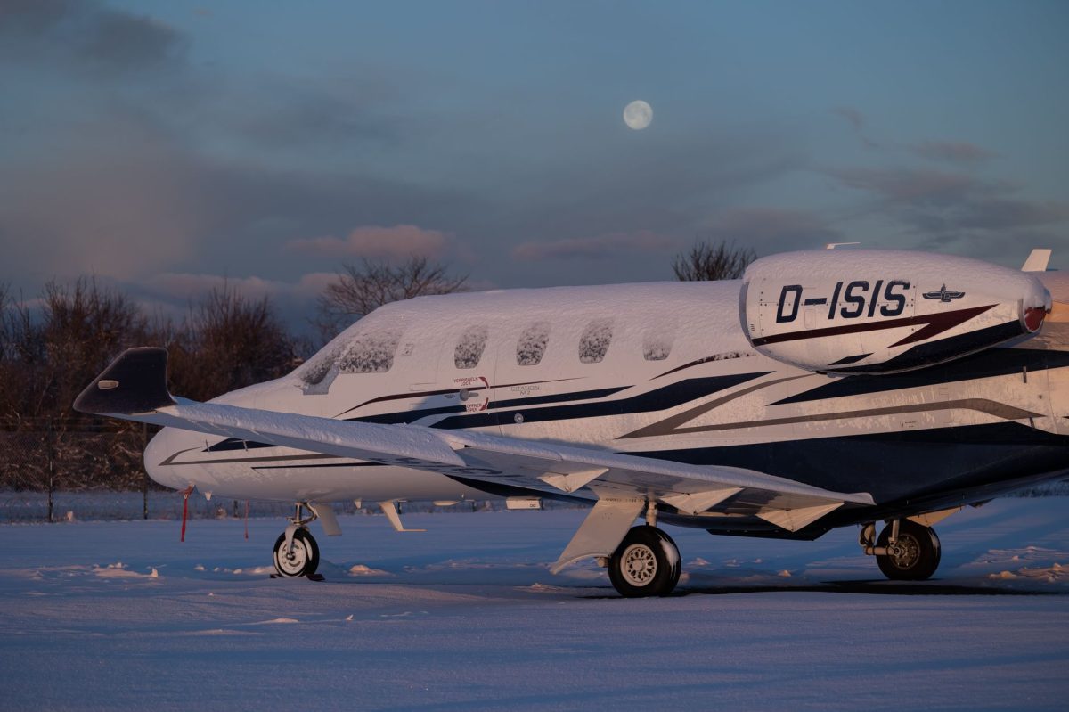 Australian Aviation Crew Performs Daring Midwinter Rescue in Antarctica